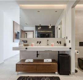 5 bedroom luxury seaside villa with indoor & outdoor pool, near Acharavi, sleeps 10